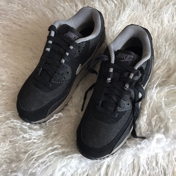 NWT Nike Air Max 90 special edition - Picture 3 of 7